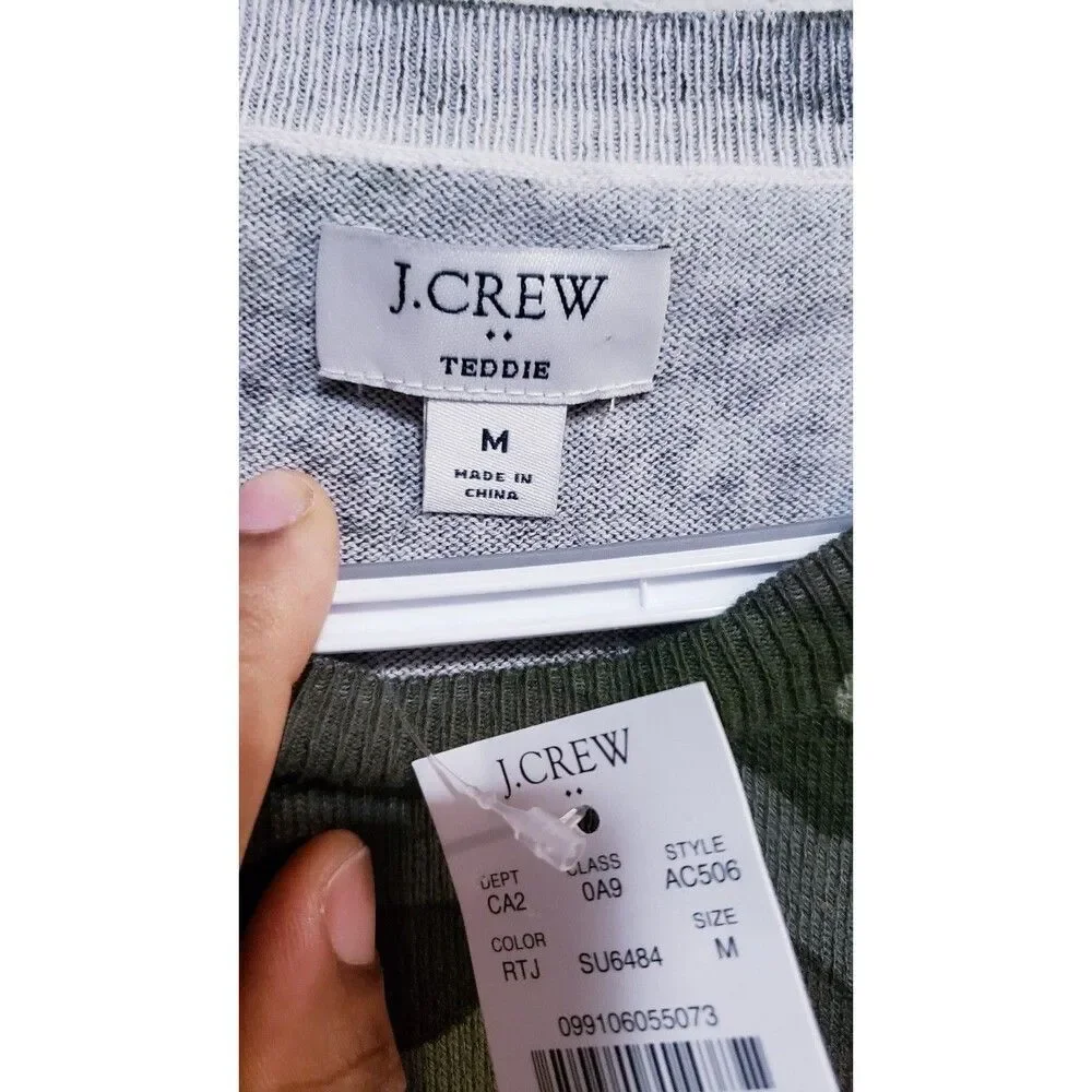 NWT J Crew Camo Teddie Lightweight Sweater Size M Jenna Camo Green 969 AC506